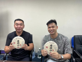 博士茶馆被估值一个亿的精采秘笈幕僚私董院刘永华老师的商业分析
