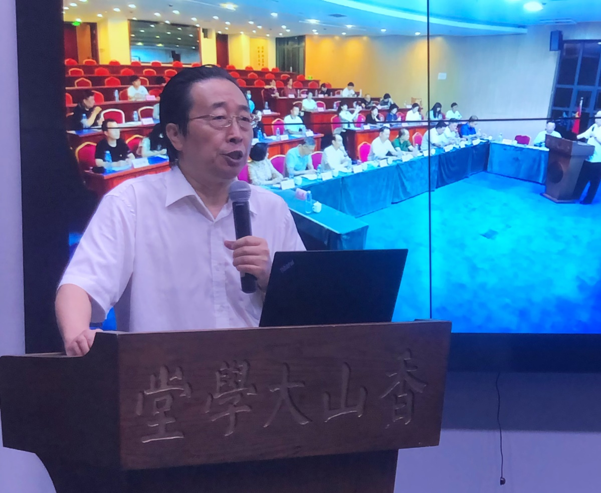 “回首历史,感悟初心”主题党日活动成功举办