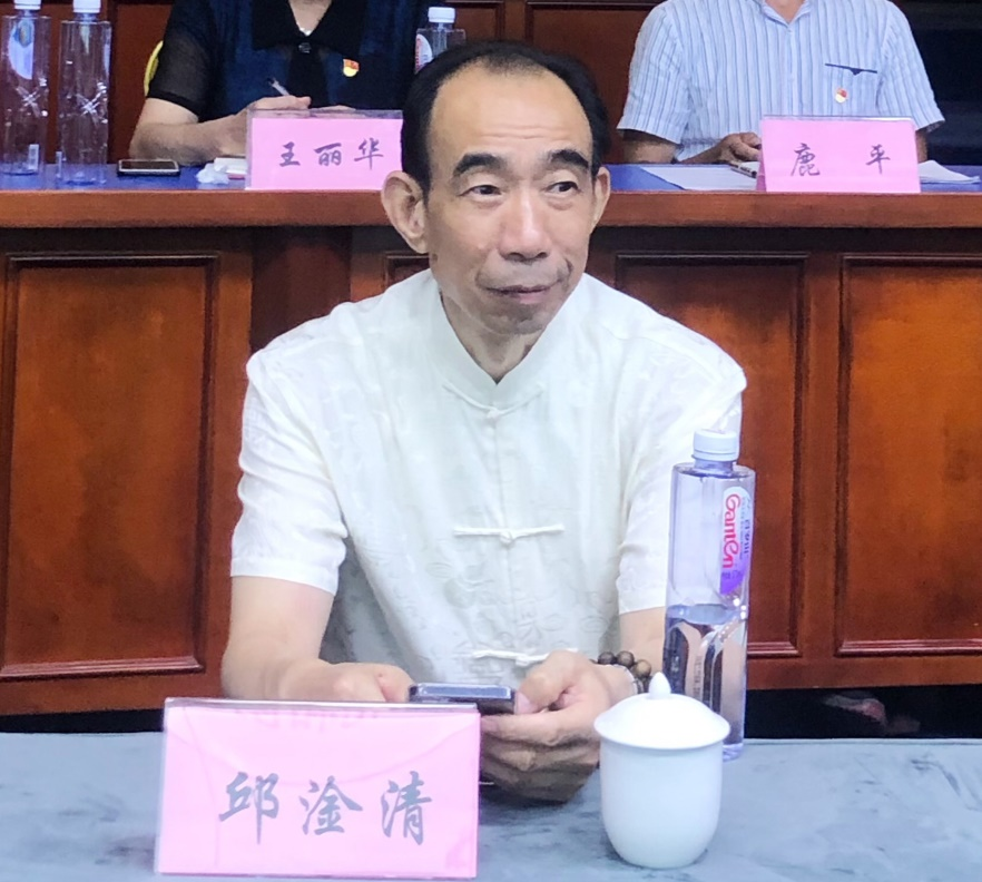 “回首历史,感悟初心”主题党日活动成功举办