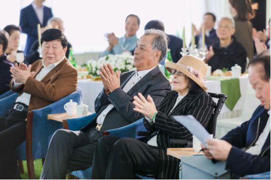 著名侨领王源兴及其长子王铭生平陈列馆在宁波落成
