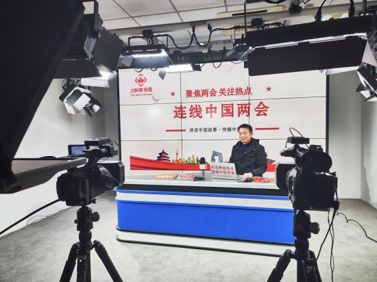 连线第十四届全国人大代表姚路路