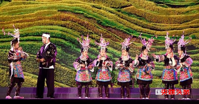 贵州从江东朗镇:乡村周末大舞台展现民族文化魅力