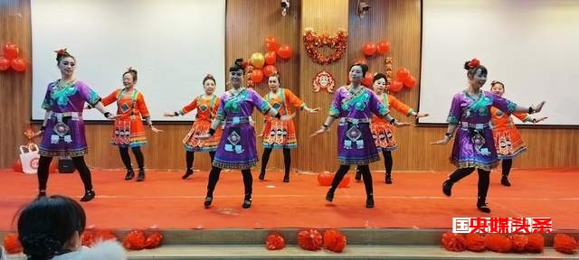 【五社联动】“大手牵小手”传承中国优秀文化非遗