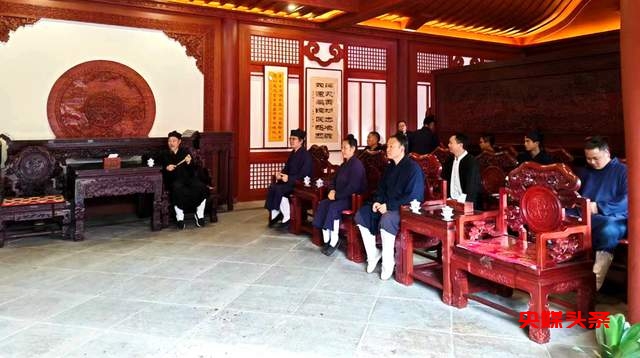 武当之巅的修行者:钟云龙道长与福泉太极宫的养生之道
