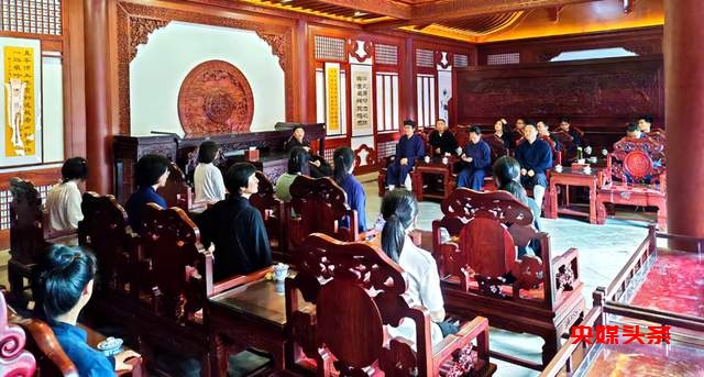 武当之巅的修行者:钟云龙道长与福泉太极宫的养生之道