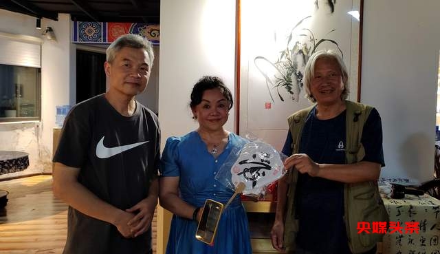 金秋时节,丹桂飘香茶友走近琢衣茶食养生文化活动