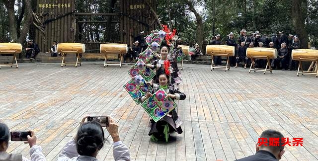 国庆盛筵,从江岜沙:75载华章里的民族文化盛宴,让每一刻都成为永恒记忆!