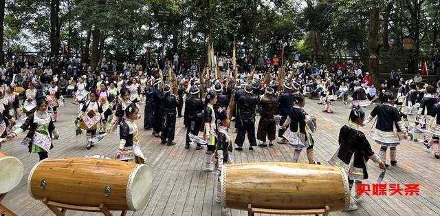 国庆盛筵,从江岜沙:75载华章里的民族文化盛宴,让每一刻都成为永恒记忆!