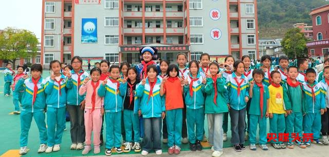 贵州长顺:非遗文化进校园,共绘民族团结圆