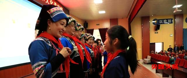 贵州长顺:非遗文化进校园,共绘民族团结圆
