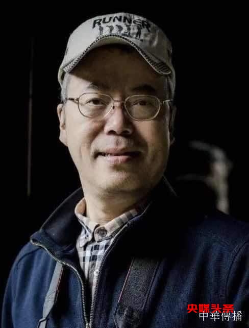 周中华:跨界艺术大咖的多彩篇章文/财诗人生