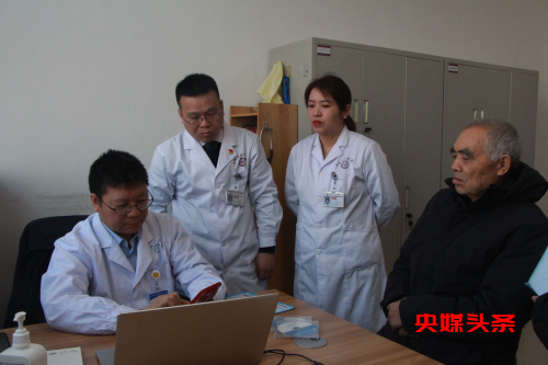 郑大一附院:新春送医到基层 专家来到家门前