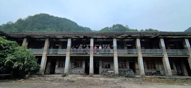 潘玉华：以纸为媒，唤醒丹寨非遗之魂