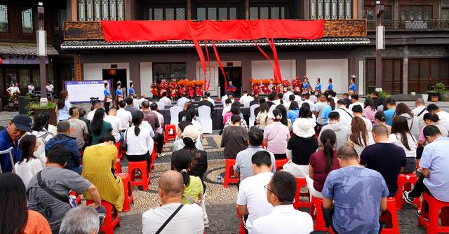 丹寨苗族文化博览馆盛大启幕：云上丹寨再添千年苗文化新地标